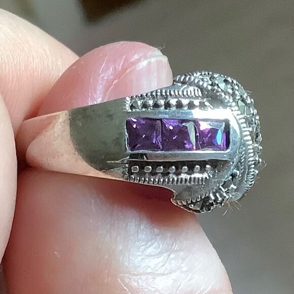 STERLING SILVER 925 AMETHYST MARCASITE BEAUTIFUL RING SIZE US 7.5​ - Picture 5 of 10
